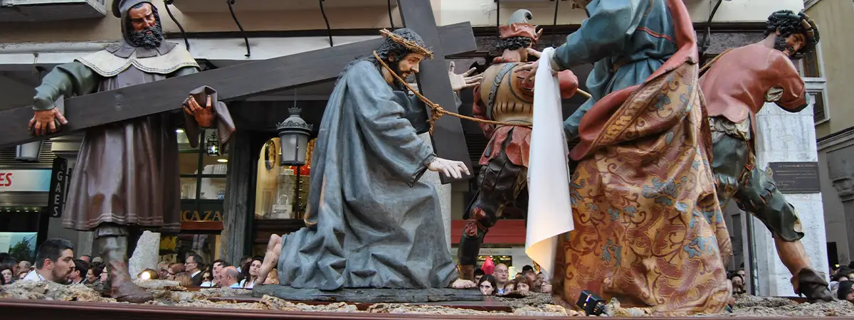 Procesión del Prendimiento en la Semana Santa en Valladolid 2026 con paso portado a hombros