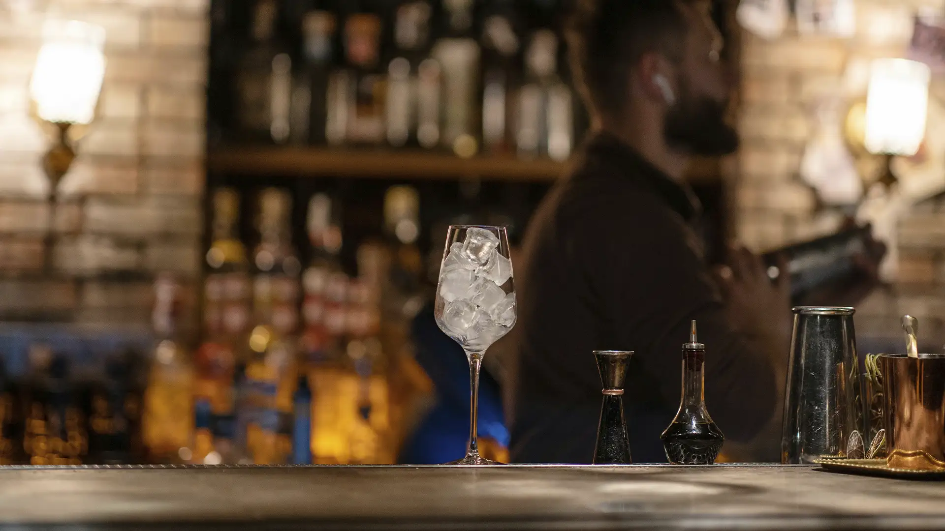 bares de cócteles en Valladolid por la noche