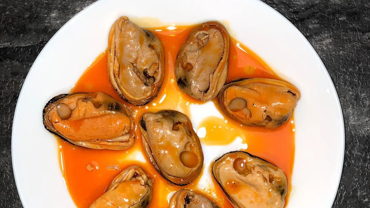 Mejillones en salsa de La Mejillonera d'Víctor, marisquería del centro de Salamanca